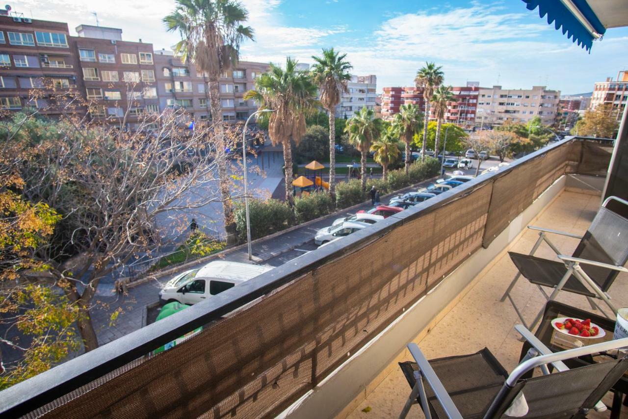 Apartamento Comodo A 10 Min Del Centro Alicante Eksteriør bilde